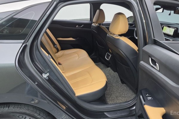 2022 Kia K5 с пробегом 103 606 км