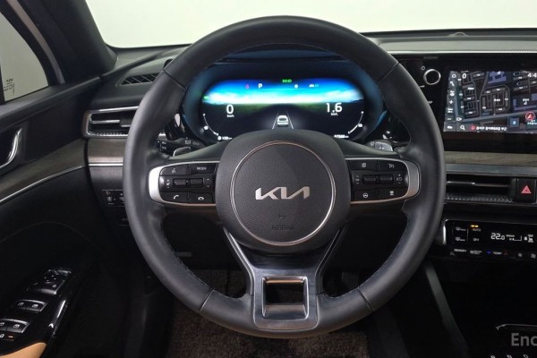 2022 Kia K5 с пробегом 57 566 км