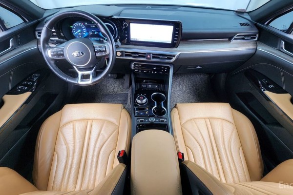 2021 Kia K5 с пробегом 43 244 км