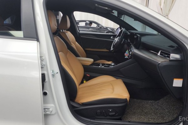 2021 Kia K5 с пробегом 43 244 км