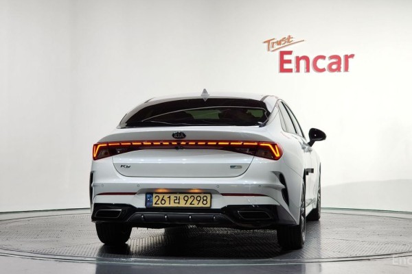 2021 Kia K5 с пробегом 95 397 км