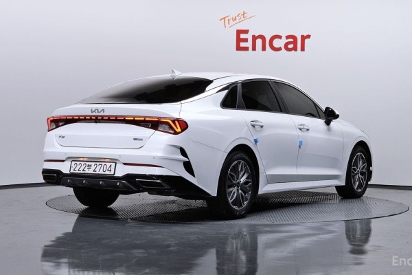 2021 Kia K5 с пробегом 121 158 км