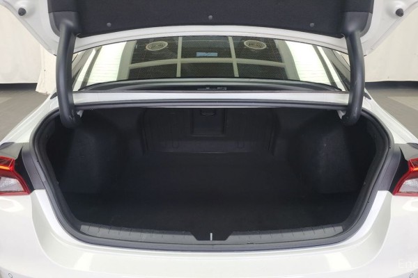 2021 Kia K5 с пробегом 43 244 км