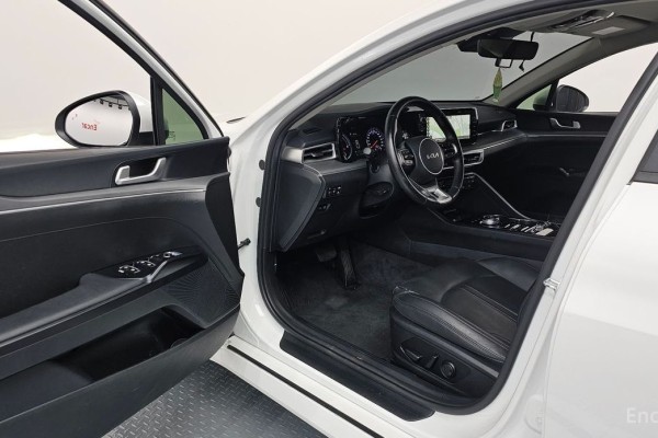 2021 Kia K5 с пробегом 121 158 км