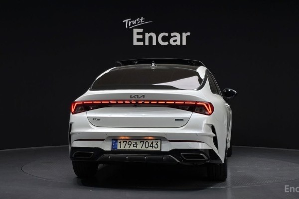 2021 Kia K5 с пробегом 57 914 км