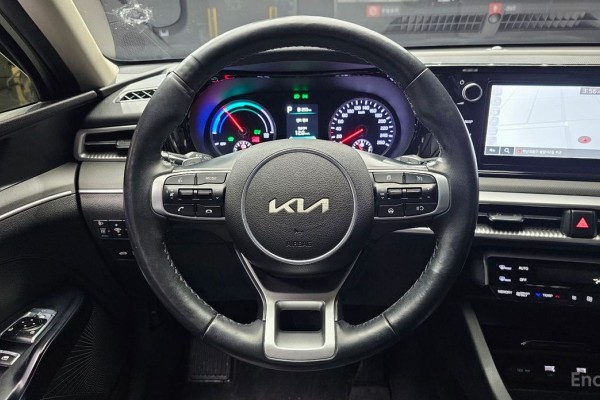 2021 Kia K5 с пробегом 62 738 км
