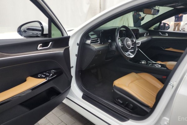 2021 Kia K5 с пробегом 102 967 км