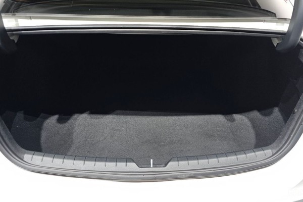 2021 Kia K5 с пробегом 121 158 км