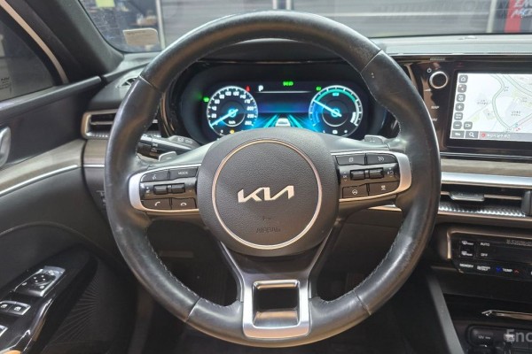 2021 Kia K5 с пробегом 57 914 км