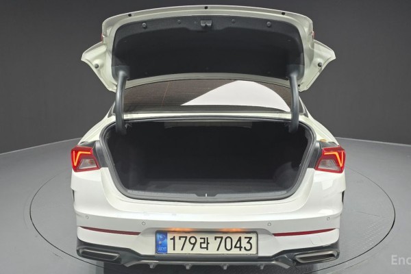 2021 Kia K5 с пробегом 57 914 км