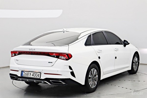 2022 Kia K5 с пробегом 77 218 км