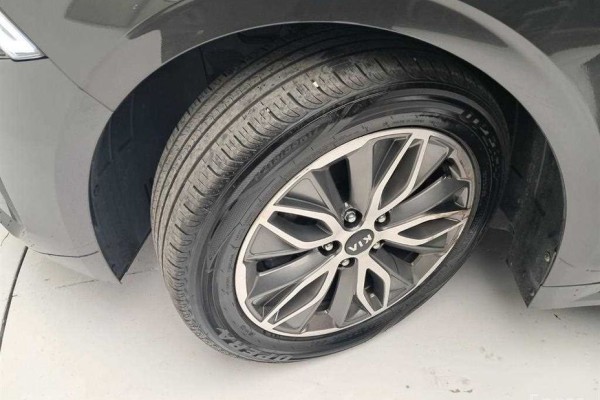 2021 Kia K5 с пробегом 133 778 км