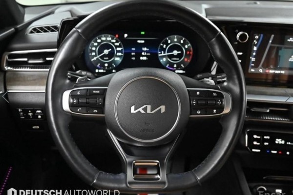 2021 Kia K5 с пробегом 67 078 км