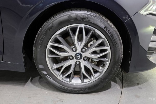 2021 Kia K5 с пробегом 39 912 км