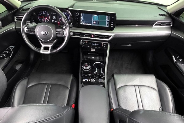 2021 Kia K5 с пробегом 39 912 км