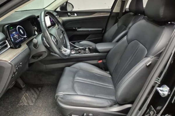 2021 Kia K5 с пробегом 98 622 км