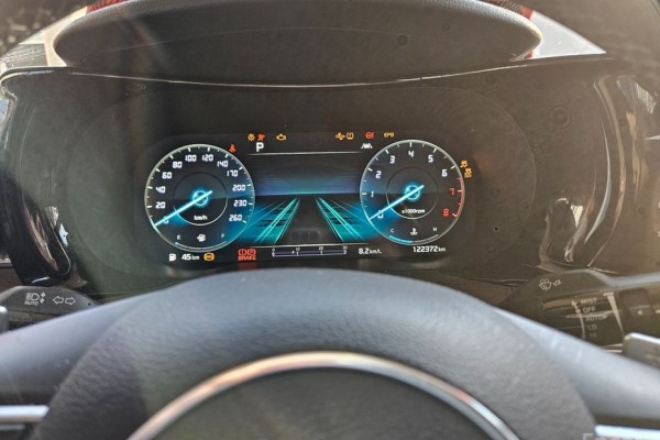 2021 Kia K5 с пробегом 122 370 км