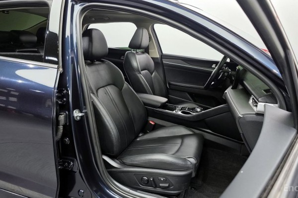 2021 Kia K5 с пробегом 39 912 км