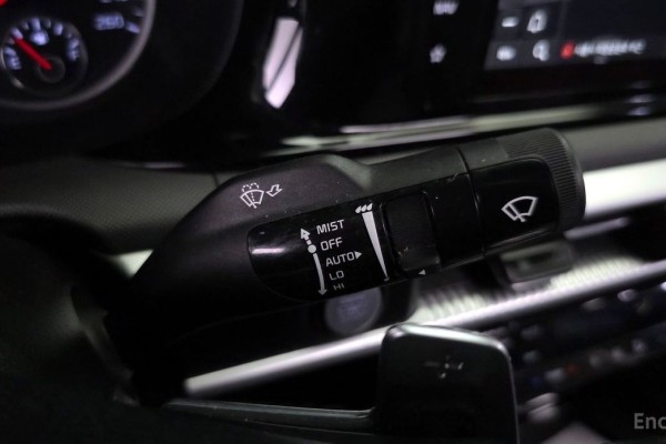 2021 Kia K5 с пробегом 39 912 км