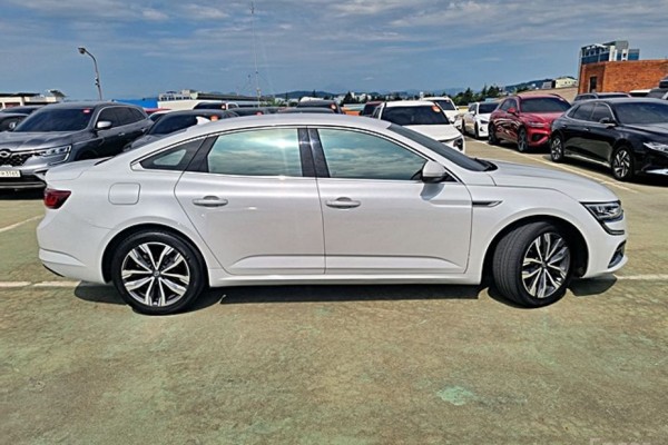 2021 Renault Samsung SM6 с пробегом 47 617 км