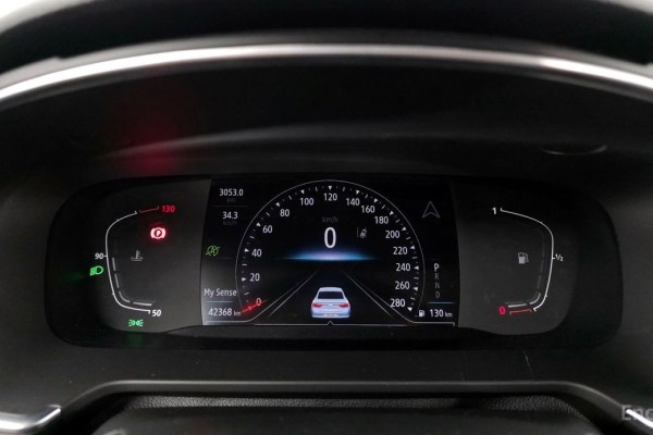 2022 Renault Samsung SM6 с пробегом 42 368 км