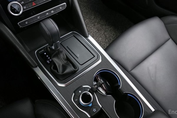 2022 Renault Samsung SM6 с пробегом 42 368 км