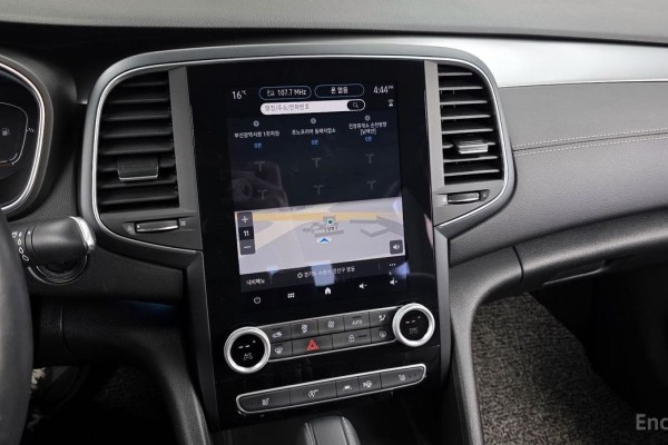 2022 Renault Samsung SM6 с пробегом 42 368 км