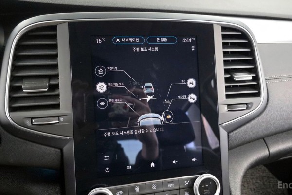 2022 Renault Samsung SM6 с пробегом 42 368 км