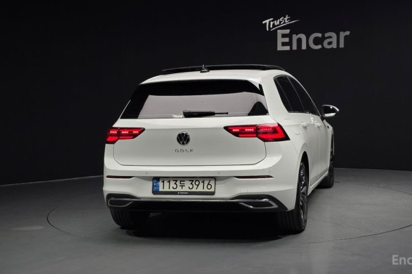 2022 Volkswagen Golf с пробегом 30 111 км