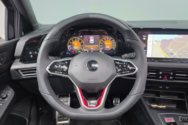 2022 Volkswagen Golf с пробегом 44 673 км