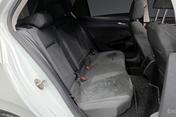 2022 Volkswagen Golf с пробегом 30 111 км