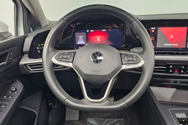2022 Volkswagen Golf с пробегом 43 368 км