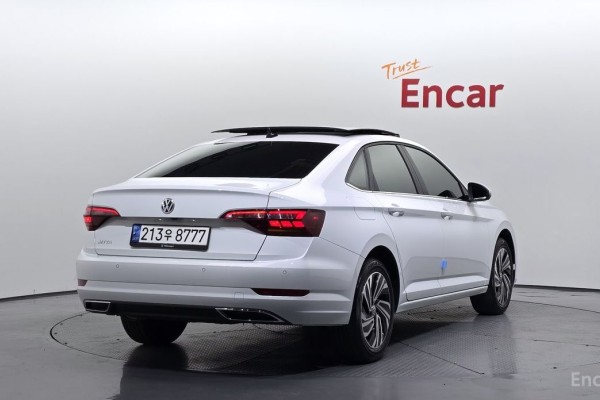 2021 Volkswagen Jetta с пробегом 25 489 км