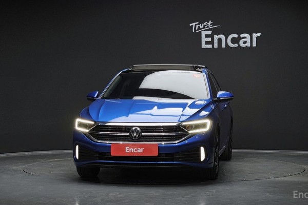 2022 Volkswagen Jetta с пробегом 36 937 км