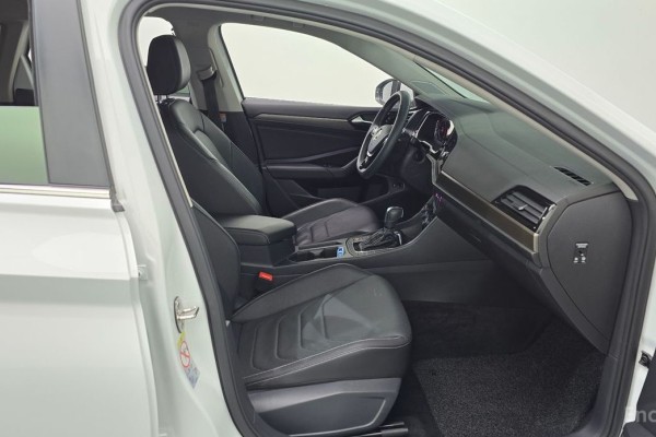 2021 Volkswagen Jetta с пробегом 25 489 км