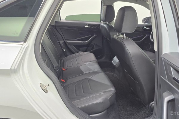 2021 Volkswagen Jetta с пробегом 25 489 км