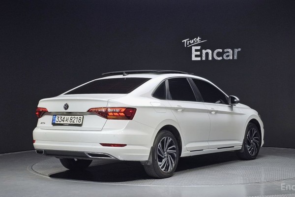 2021 Volkswagen Jetta с пробегом 61 582 км