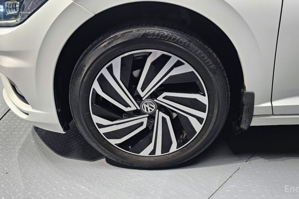 2021 Volkswagen Jetta с пробегом 61 582 км