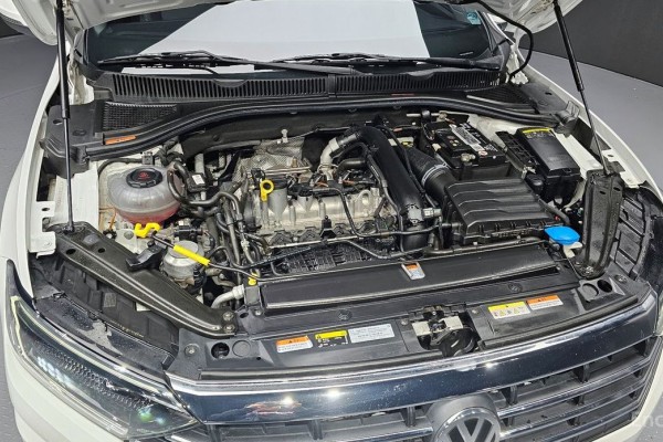 2021 Volkswagen Jetta с пробегом 61 582 км