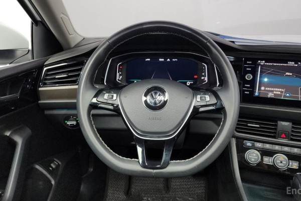 2021 Volkswagen Jetta с пробегом 77 978 км