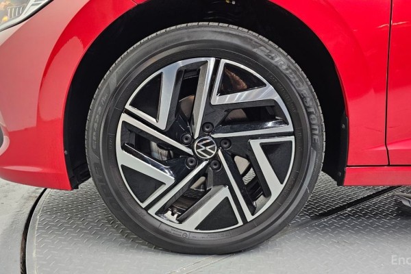 2022 Volkswagen Jetta с пробегом 42 284 км