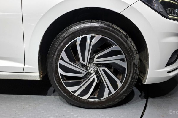 2021 Volkswagen Jetta с пробегом 49 106 км