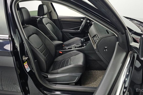 2021 Volkswagen Jetta с пробегом 42 742 км