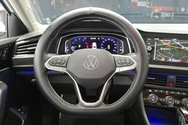 2022 Volkswagen Jetta с пробегом 50 622 км