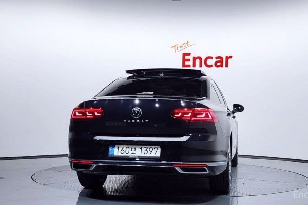 2022 Volkswagen Passat с пробегом 72 100 км