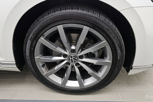 2022 Volkswagen Passat с пробегом 81 295 км