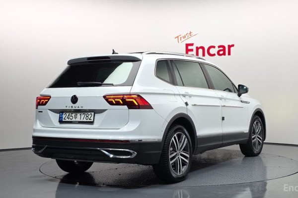 2022 Volkswagen Tiguan с пробегом 32 025 км