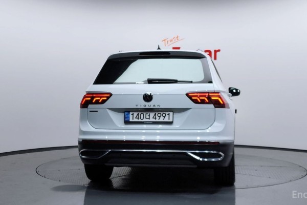 2022 Volkswagen Tiguan с пробегом 37 958 км