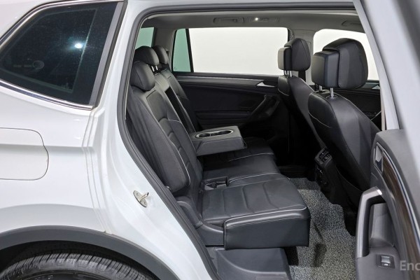 2022 Volkswagen Tiguan с пробегом 24 720 км