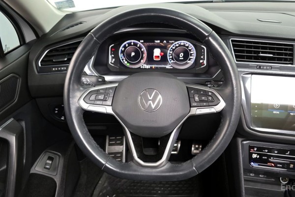 2022 Volkswagen Tiguan с пробегом 32 025 км